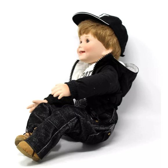 Danbury Mint Caterpillar Collector Doll - Picture 6 of 11